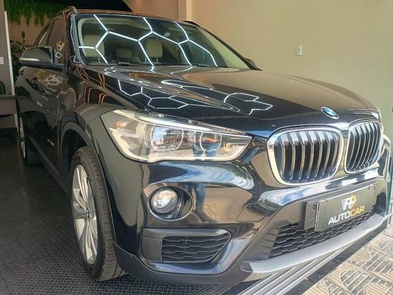 BMW X1 2.0 16V TURBO ACTIVEFLEX SDRIVE20I X-LINE 4P AUTOMÁTICO BMW X1 2.0 16V TURBO ACTIVEFLEX SDRIVE20I X-LINE 4P AUTOMÁTICO